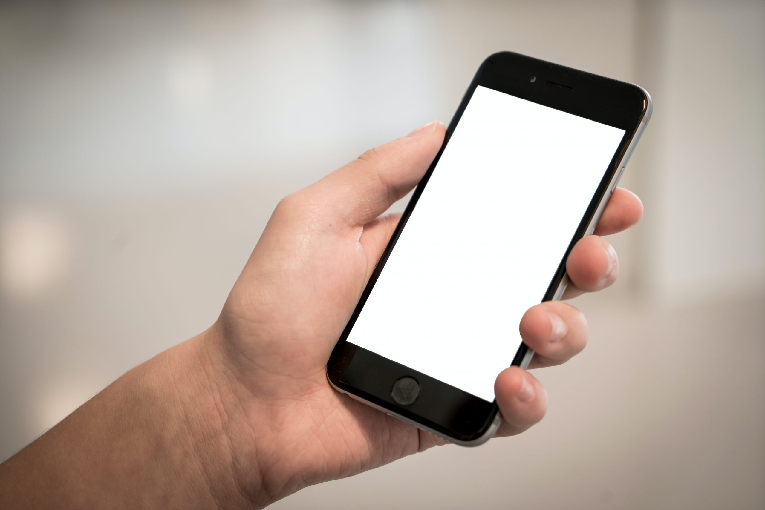 Kumaha Ngunduh Pidéo tina VKontakte kana Android Smartphone sareng iPhone